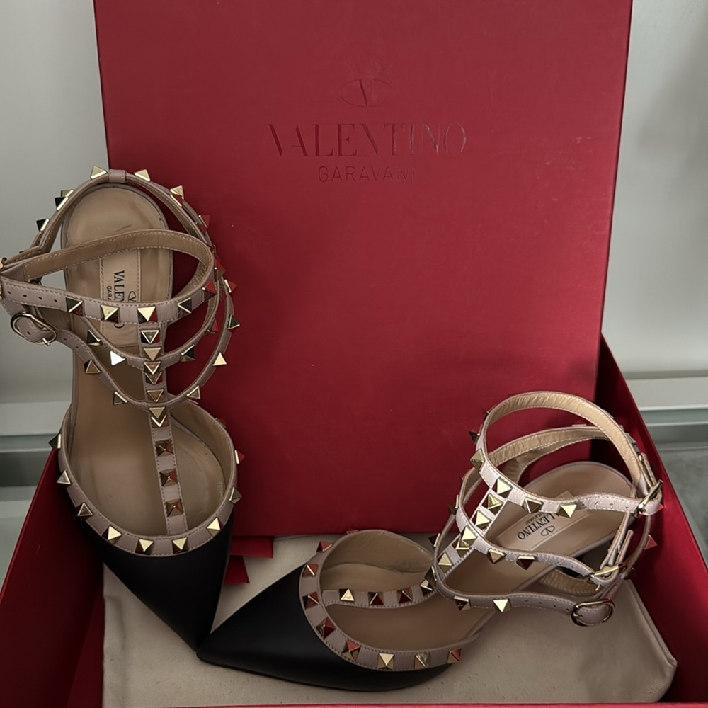 Valentino Garavani Rockstud Caged Heels Size 37